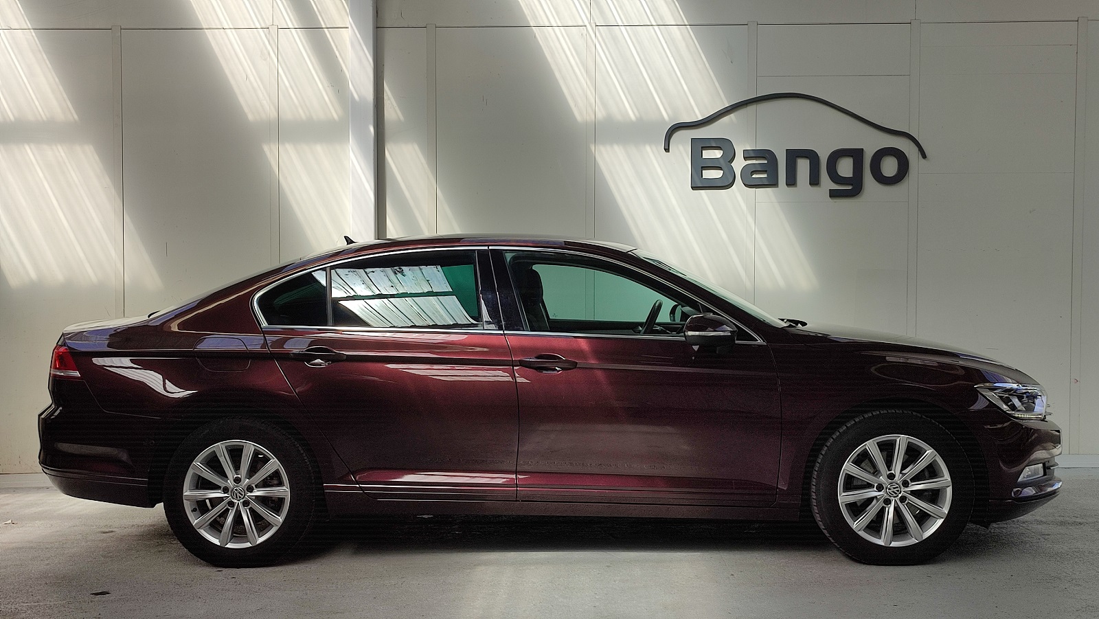 Volkswagen Passat TDI Advance DSG_lateral derecho