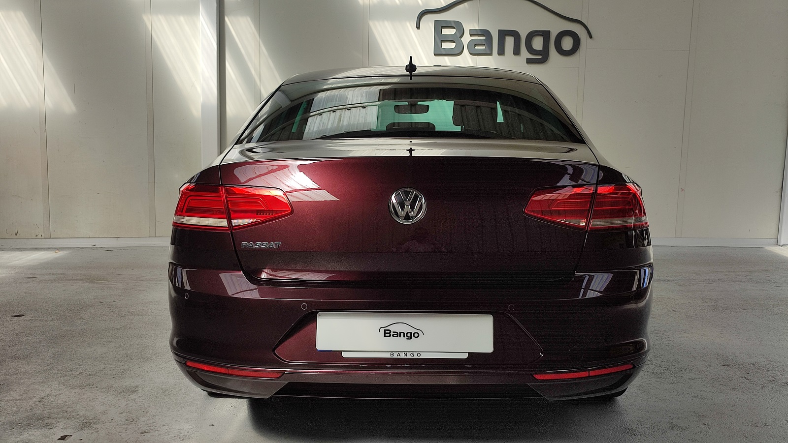 Volkswagen Passat TDI Advance DSG trasera